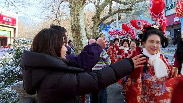 庐山冰雪嘉年华：加庐山冰雪“微信” “南方小土豆”不虚度冬日年华