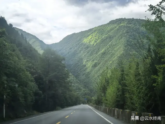 沟通陈仓道和褒斜道的连云栈道，到底藏着多少秘密，听我一一道来