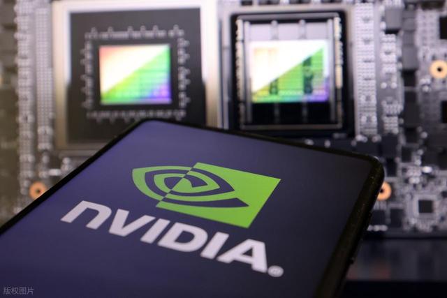 美国放开H200芯片出口，一场精心设计的战略遏制游戏！