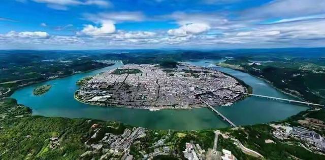 探索四川阆中文化重要地标和名人文化的“缺席”的背后的沉思
