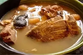乌龟怎么做好吃？大家都认为是炖汤，介绍茯苓乌龟汤的简单做法图片