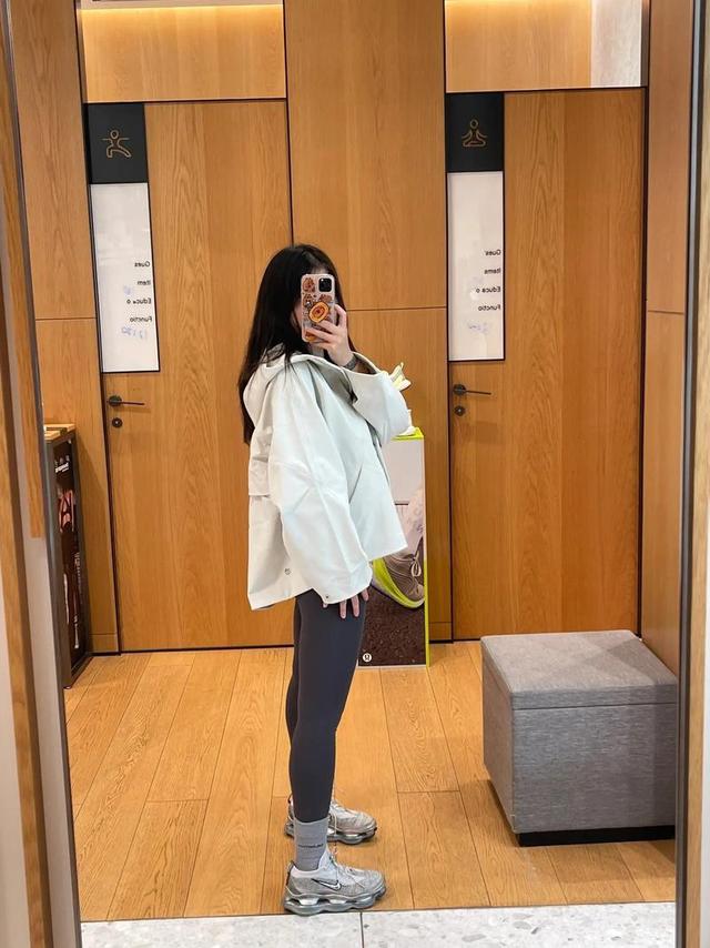 股价跌超55%！lululemon陷身份危机，创始人怒批“丢了灵魂”