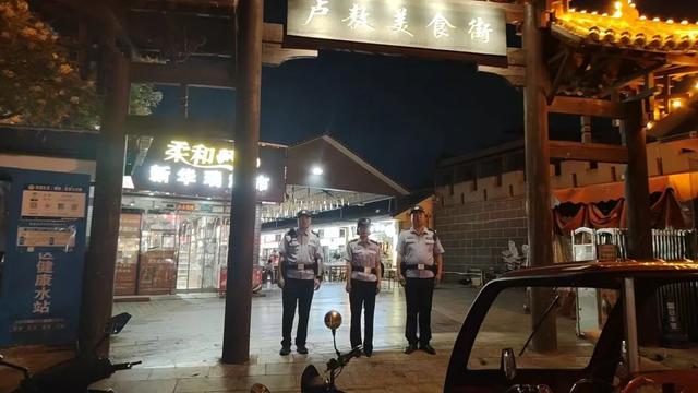 河南三门峡：清清卢氏 火热市集