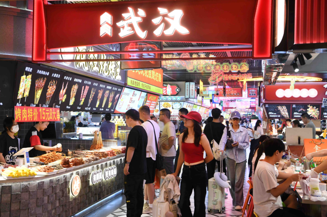 武汉国庆中秋假期迎来“开门红”
