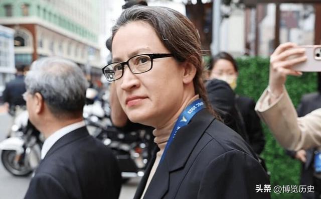 解放军强势压制，萧美琴飞离欧洲，返台前留下2句话，态度很嚣张