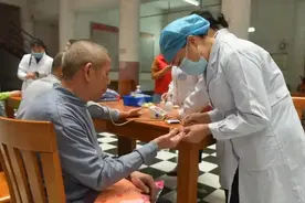 听医生劝：糖尿病不想酮症酸中毒，3种水果尽量少碰，再馋也忍住图片