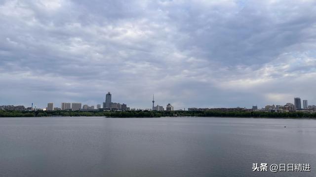 去长春，如果没去新民大街，就算是白去了！