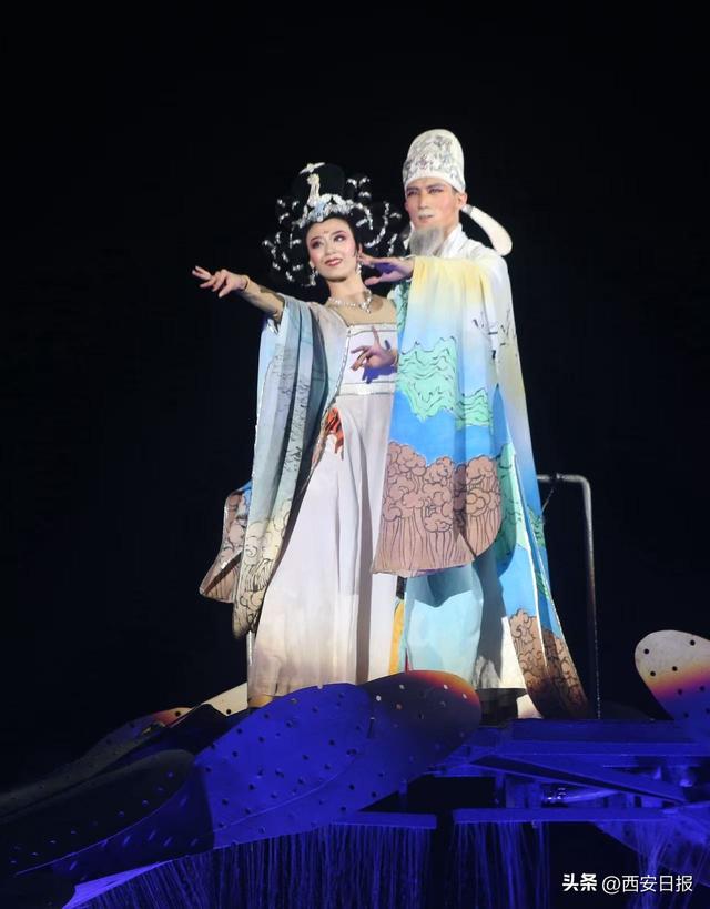 假期第二日西安旅游演艺市场表现抢眼 《长恨歌》单日票房近300万元