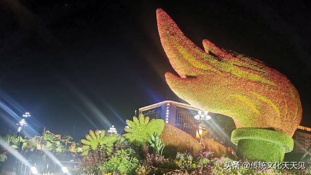 您内心的火焰被东单路口这巨型火炬点燃了吗