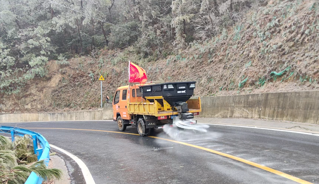 南昌初雪上线！湾里雾凇美成仙境，这份江南冰雪浪漫太惊喜了