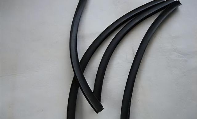 美国批准对台军售，不到48小时，商务部：对美征收最高222％关税