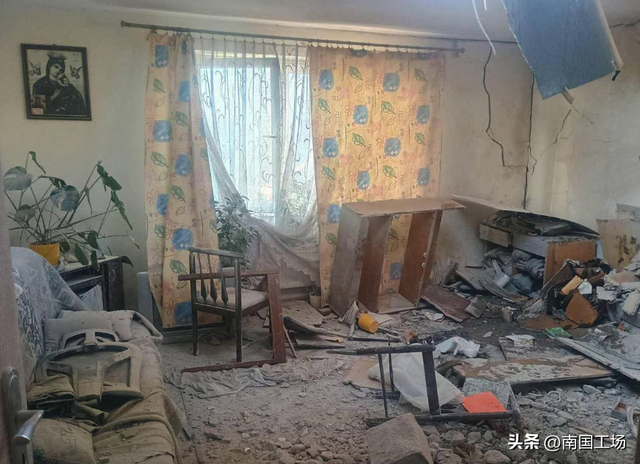 荷兰F-16开火，意大利台风开火，30枚导弹命中3架，北约咋打的？