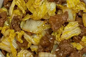 菜市场里最便宜的“天然洗胃菜”，2元一份，春天常吃，清宿便，刮油脂图片