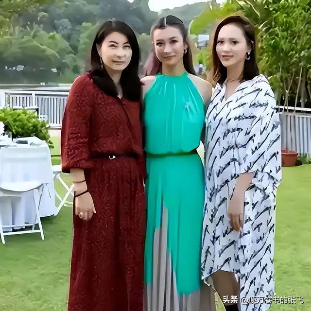 霍震霆没想到，44岁儿媳郭晶晶再次官宣喜讯，让整个阔太圈沉默了