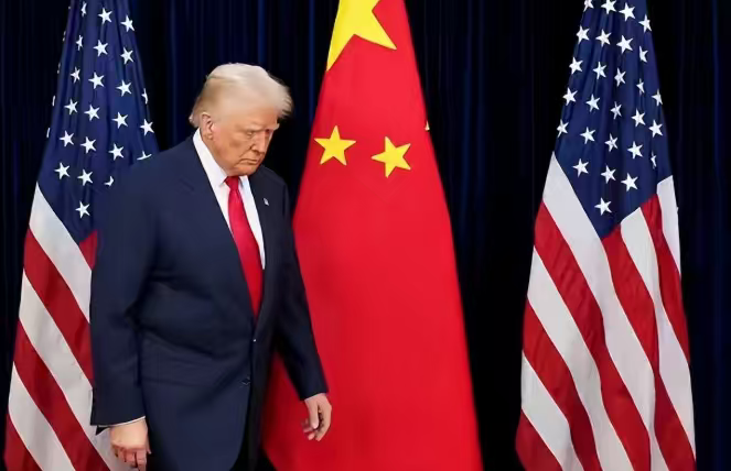 特朗普下令	，连扣三艘油轮，不到48小时，中方甩国际法硬刚！