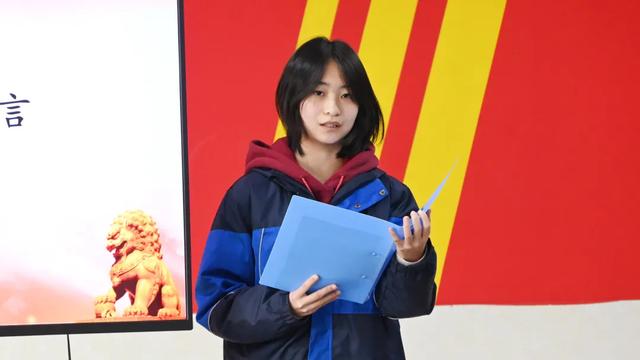 青春向党 薪火相传 | 我校举行2025-2026学年入团仪式