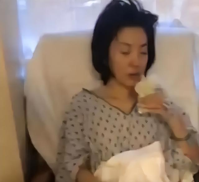 善恶终有报，57岁央视女主持王小丫，原来早已经走上另一条大路