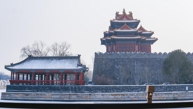 北京初雪：银装素裹中的城市记忆