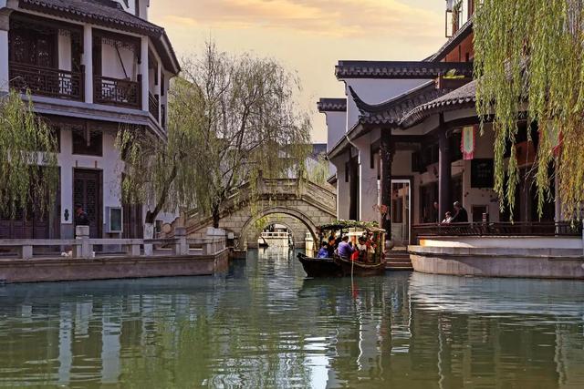 旅居弥勒为什么那么多人有争议？弥勒究竟是一个怎样的城市？