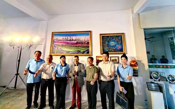 河源籍艺术家“回归”黄建南艺术馆落户万绿湖5A级景区