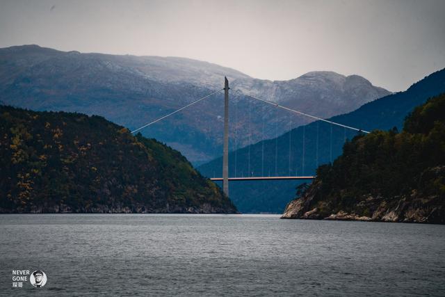 挪威秋韵，峡湾森境