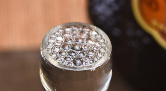 同为洋河名酒，海之蓝，天之蓝，梦之蓝有啥区别？哪一个更好？
