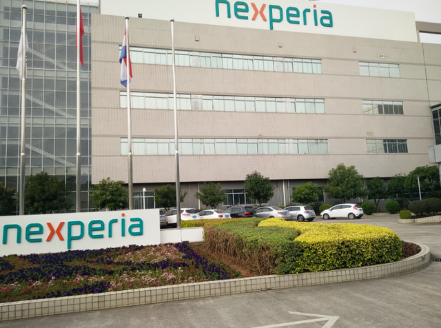 来得真快，安世第二波报复开始，荷兰已切断供应，中方以1挑27国