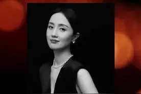 突发！51岁朱媛媛患癌病逝，辛柏青发讣告哀悼亡妻，女儿还未成年图片