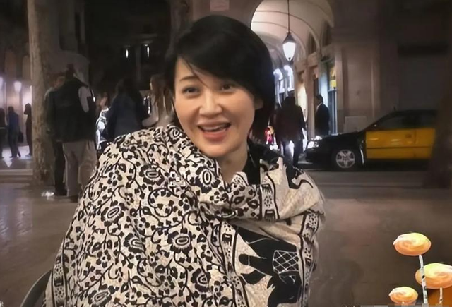 她一生 “风流成性、老少通吃”	，撩汉无数，现如今56岁却依旧单身