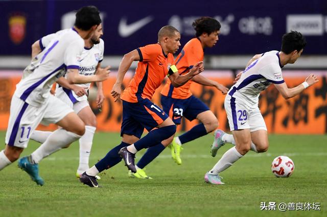 中足联发布清偿名单，中超4支球队缺席，老牌球队都欠薪吗？