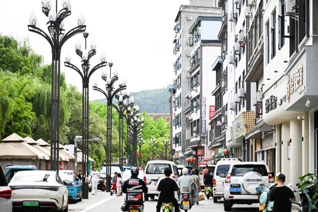 弥勒这个社区人气旺！800家民宿爆满~