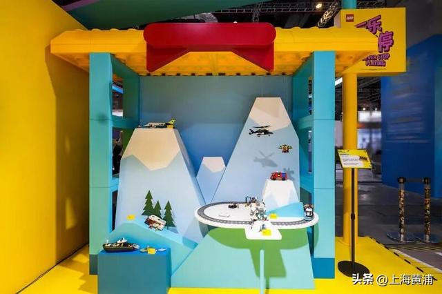 南京路“惊现”迷你上海乐高乐园！进博乐高“玩乐之城”亮相啦