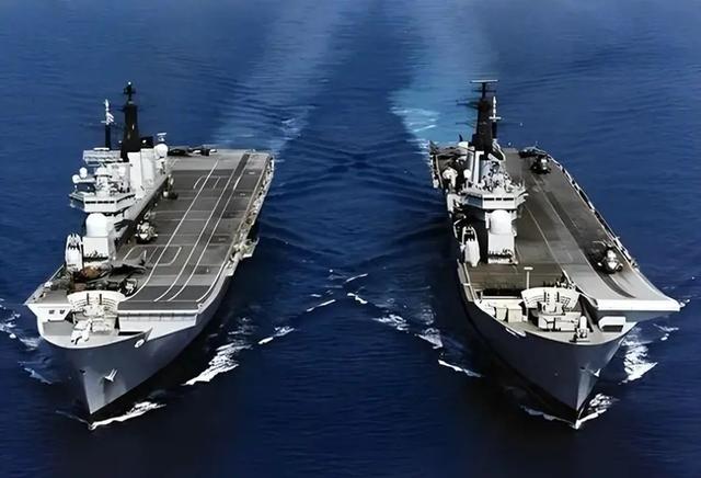 又让张召忠说中了？东拼西凑550亿建的2艘航母，如今彻底成为累赘