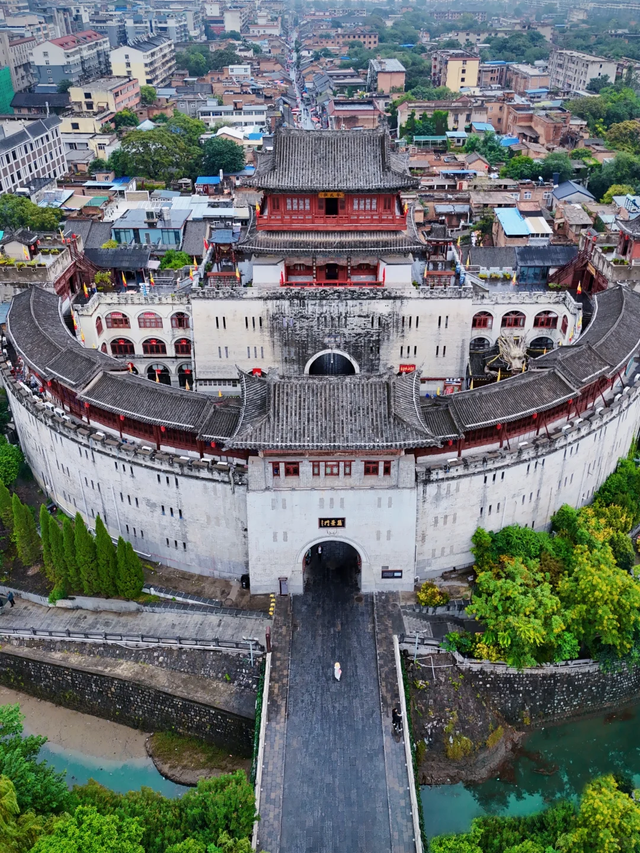 河南黑马洛阳：郑州没料到，开封没料到今成龙门石窟文化旅游名城