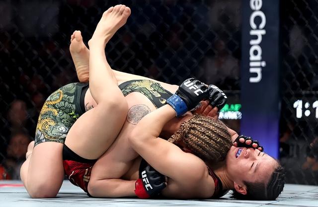 无缘双冠王！35岁张伟丽全场被压制挑战失败	，仍1战狂赚2500万