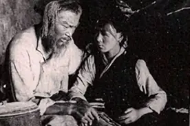 罕见照片：女奴面对奴隶主的要求无可奈何，任由“嫖客”对其摆布图片