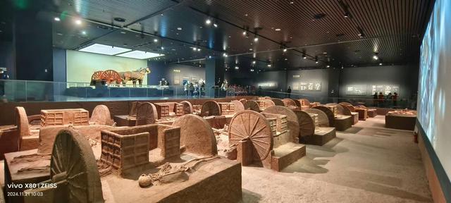 信史开端：洹水边的三千年凝视与诘问