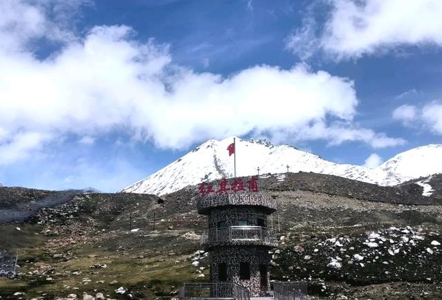 红其拉普 最高的国门 盘龙古道 最多的弯路 帕米尔之眼 最震撼的高山