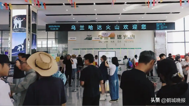 景区挖 “宝”？官方发话：禁带工具开挖，地表玛瑙可捡！