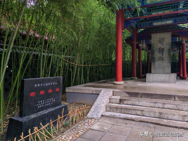 邯郸丛台公园最大的亮点就是里面的一座造型奇特的城堡