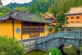 为什么有的人进入寺庙会感到害怕？图片