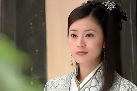 “身高不够颜值来凑”的女星们，最低1米53，还有人虚报近10公分图片