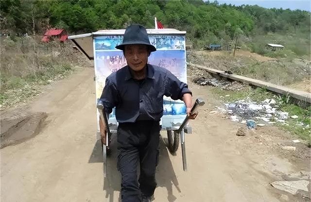 24岁宁波小伙徒步旅行，35年走了30万公里，最终于他乡结束一生！