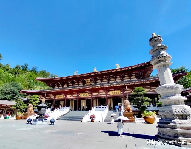 东林大佛&东林寺，在大佛脚下休憩