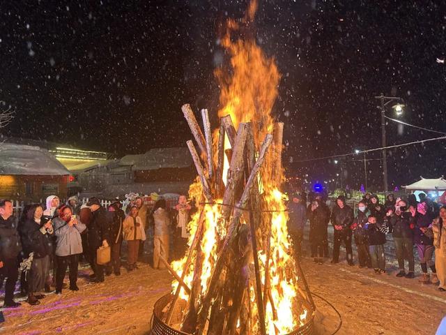 【活动预告】篝火映雪山,新年赴星河!可可托海镇跨年狂欢夜邀您共赴冰雪之约