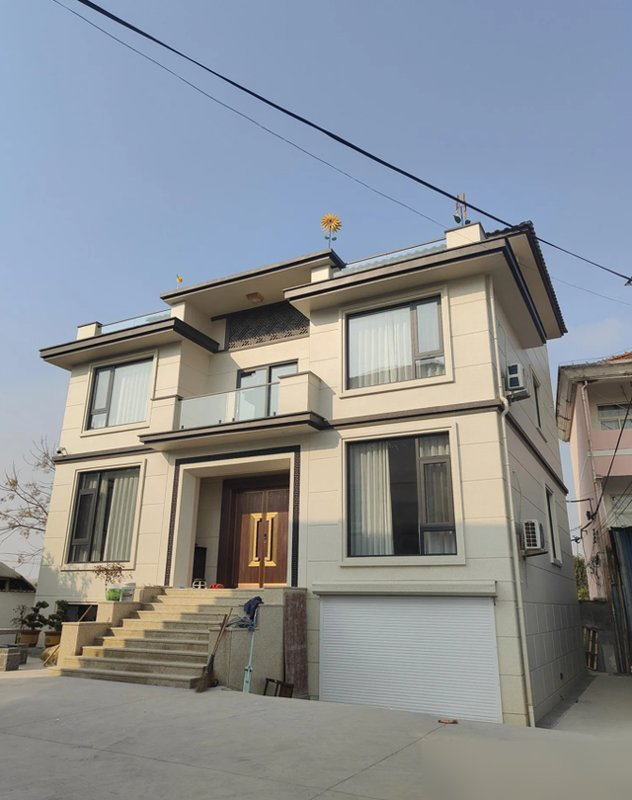广东男子的自建房，因把一层抬高而走红，网友：这就不怕潮湿了！