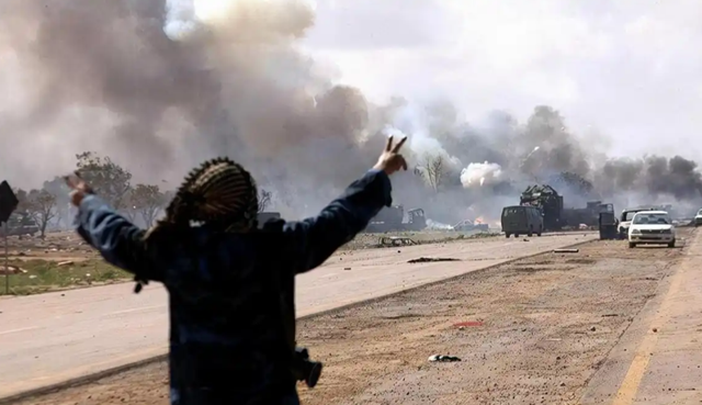 特朗普变脸！喊着和平却要打委内瑞拉？缉毒是幌子石油才是目标