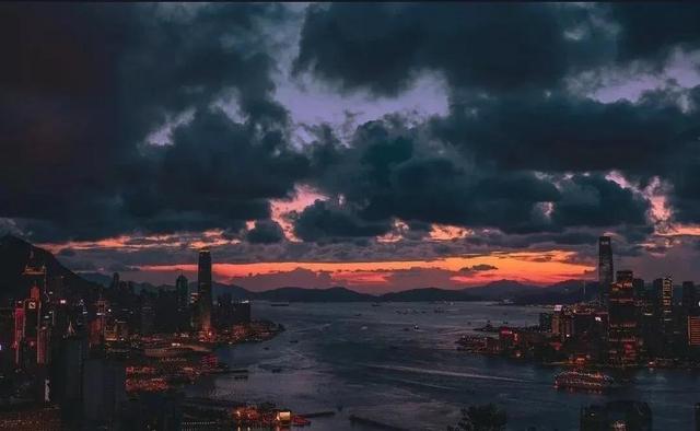 世界泳联世锦赛收官才一天，传来3大重磅消息，原来周继红没说错