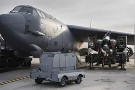 歼11双机再度拦截B52，不来手术刀不长记性？RC135抵近广州图片