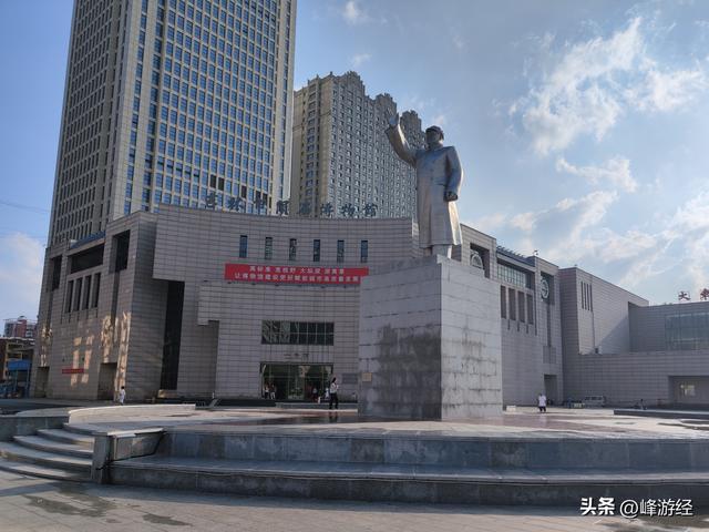 吉林市博物馆看松花湖浪木，大东华堂寻世纪之舟